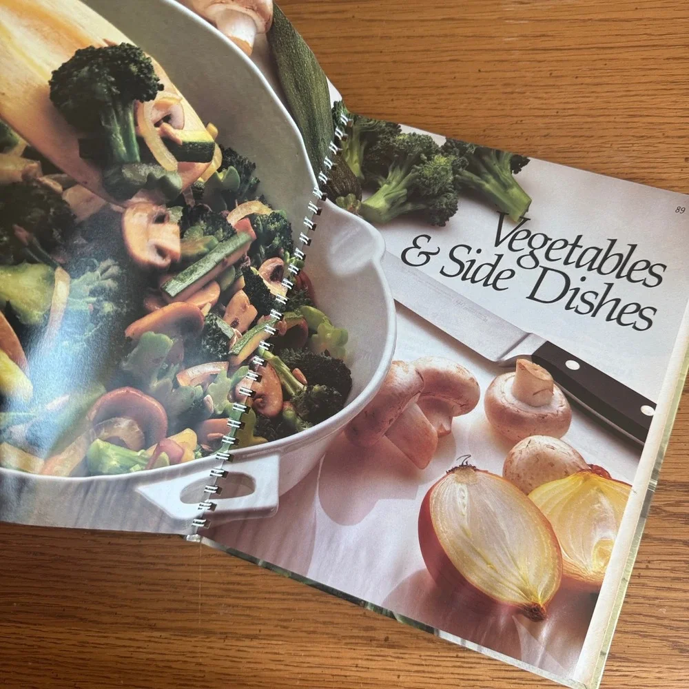 Vintage 1984‎ The Flavor Maker's Cookbook From Crisco Oil Spiral Bound Retro